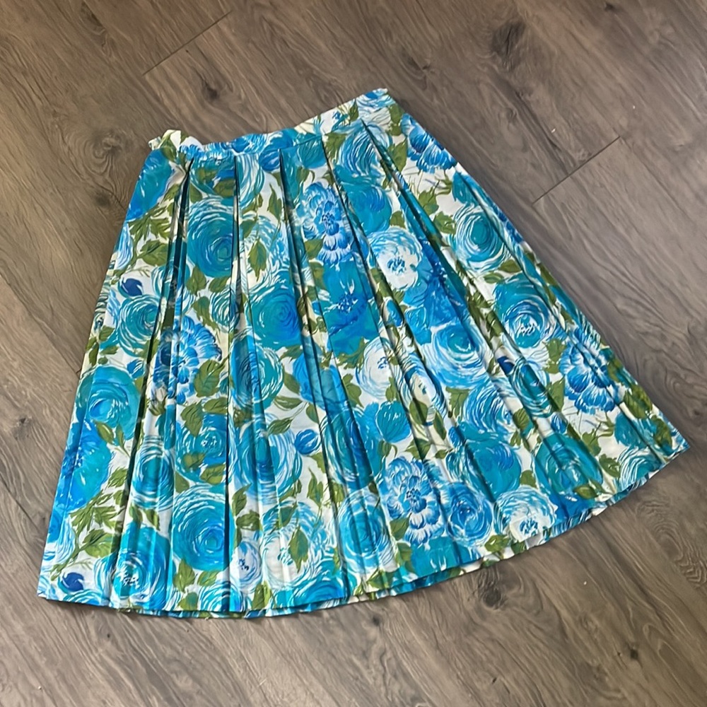 Vintage 1960s Cotton Blue, Green,White Floral Skirt w/ Side Metal Zipper MAD MEN